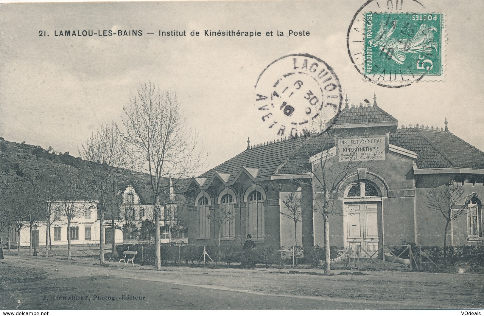 CPA - France - (34) Hérault - Lamalou Les Bains - Institut De Kinesithérapie Et La Poste - Lamalou Les Bains