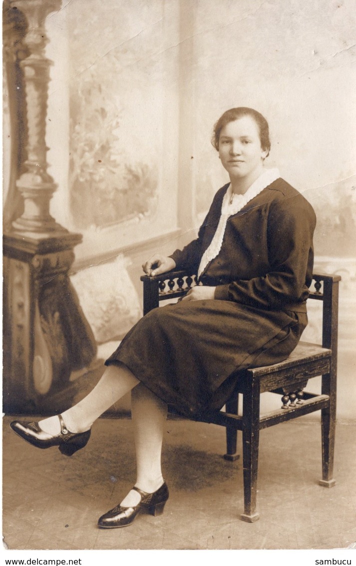 Kabinettfoto Studiofoto - Frau Sitzend Auf Stuhl - Ca 1930-40 - Fotografie