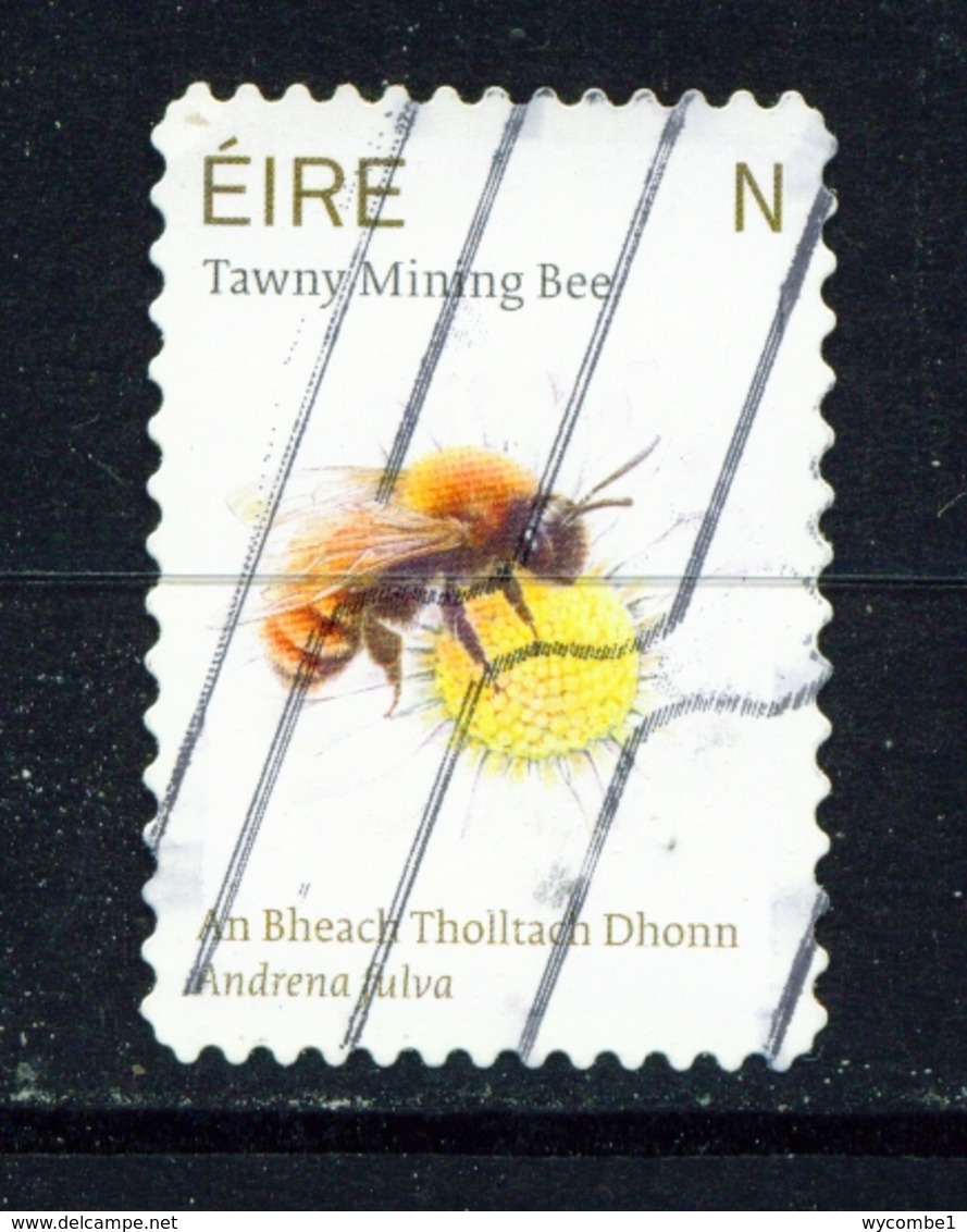 IRELAND  -  2019  Tawny Mining Bee  'N'  Self Adhesive Used As Scan - Gebraucht