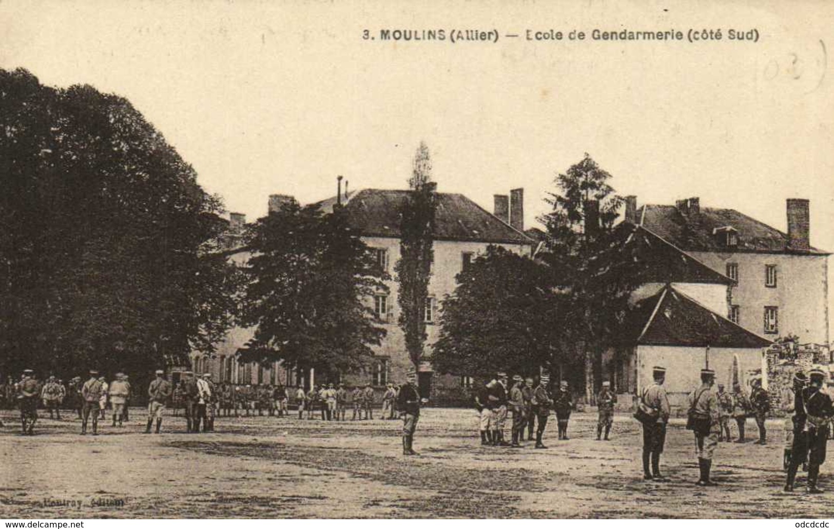MOULINS (Allier ) Ecole De Gendarmerie (Coté Sud) RV - Moulins