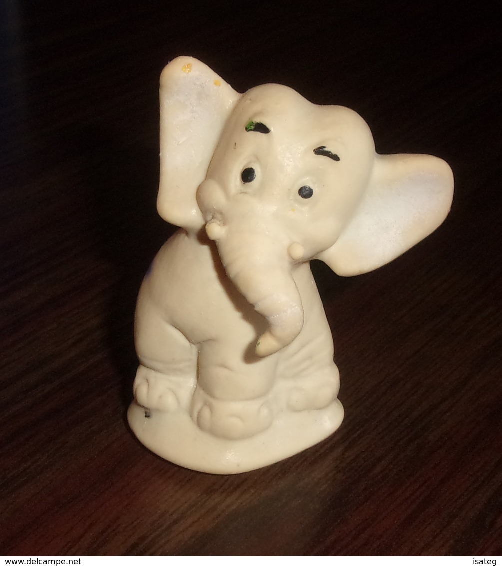 Figurine Vintage Éléphant En Caoutchouc - Chicco - Andere & Zonder Classificatie