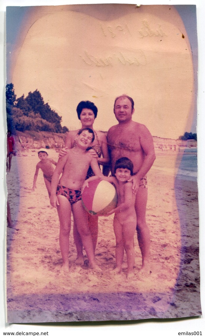 Photo Originale ,la Famille En Maillot De Bain , Dim. 8.0 X 12.0 Cm - Anonymous Persons