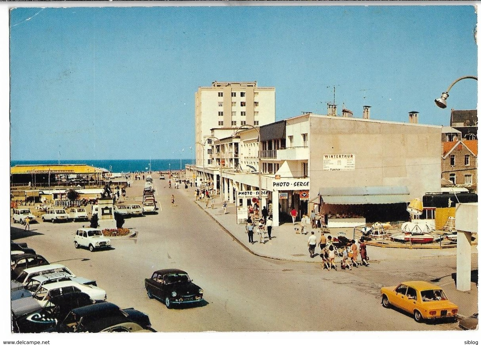 CPM/CPSM - BERCK-plage -  L'entonnoir - Voitures - Berck