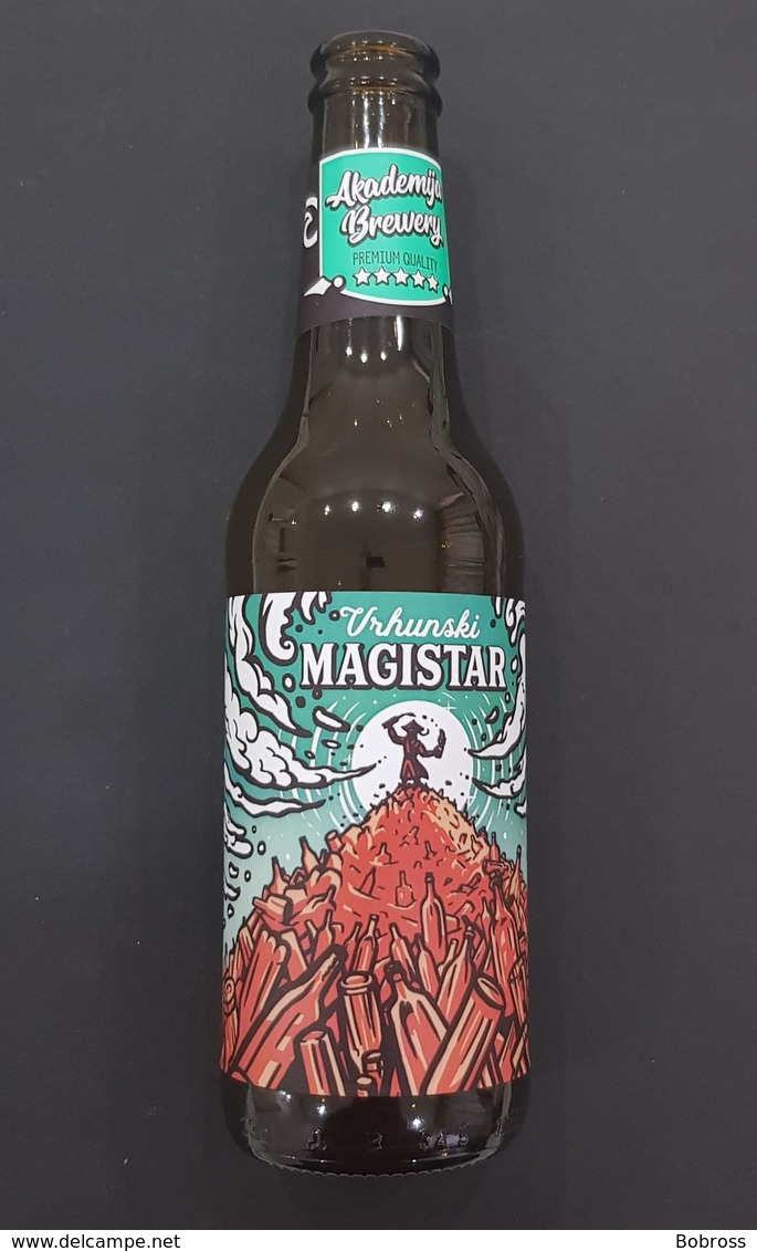 Vrhunski Magistar, Montenegro Beer Bottle, Bouteille De Biere - Bière