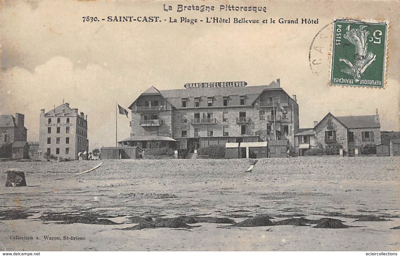 Saint-Cast-le-Guildo          22      La Plage. Grand Hôtel Bellevue       (voir Scan) - Saint-Cast-le-Guildo