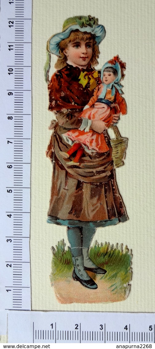 CHROMO DECOUPI...H  11.5 Cm..BISCUITS DUCASSE ET GUIBAL...PETITE FILLE AVEC SA POUPÉE - Enfants