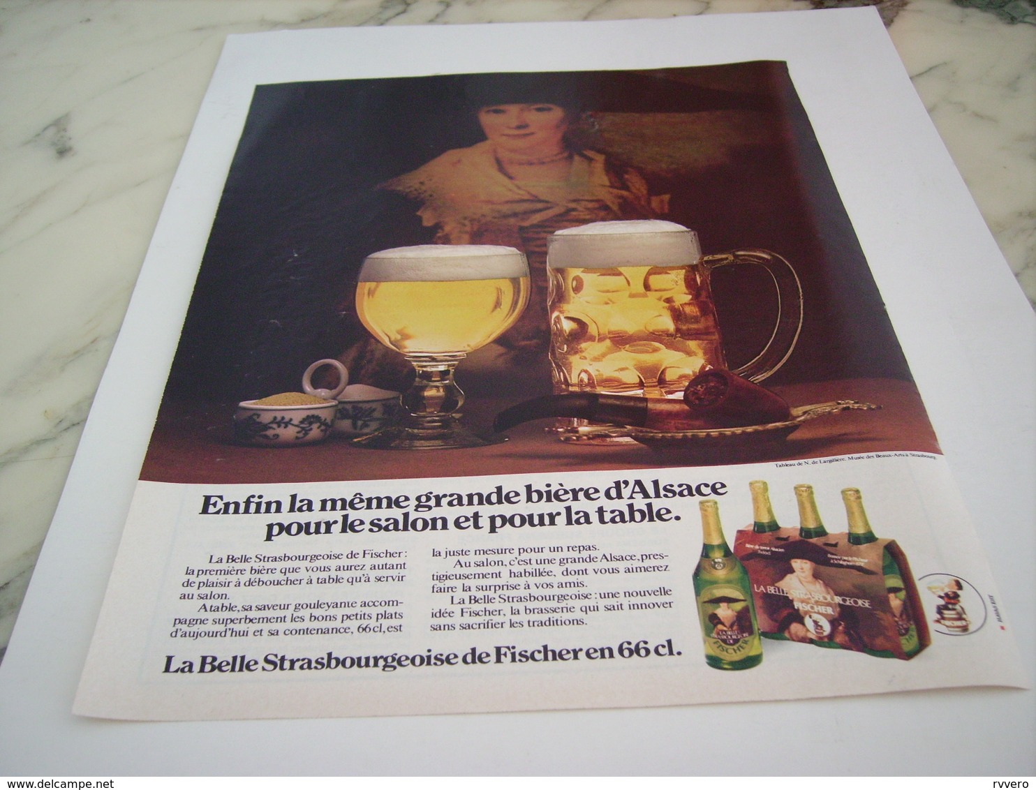 ANCIENNE PUBLICITE A TABLE OU SALON BIERE D ALSACE FISCHER 1977 - Alcools
