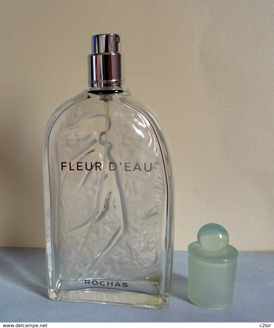 Flacon Vaporisateur   "FLEUR D' EAU " De ROCHAS  Eau De Toilette 100 Ml VIDE/EMPTY - Flacons (vides)