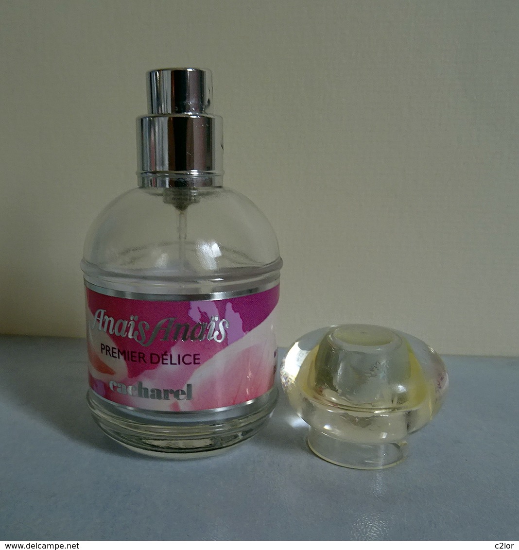 Flacon Vaporisateur "ANAÏS ANAÏS Premier Délice" De CACHAREL  EDT 30 Ml VIDE/EMPTY Pour Collection/décoration - Flacons (vides)