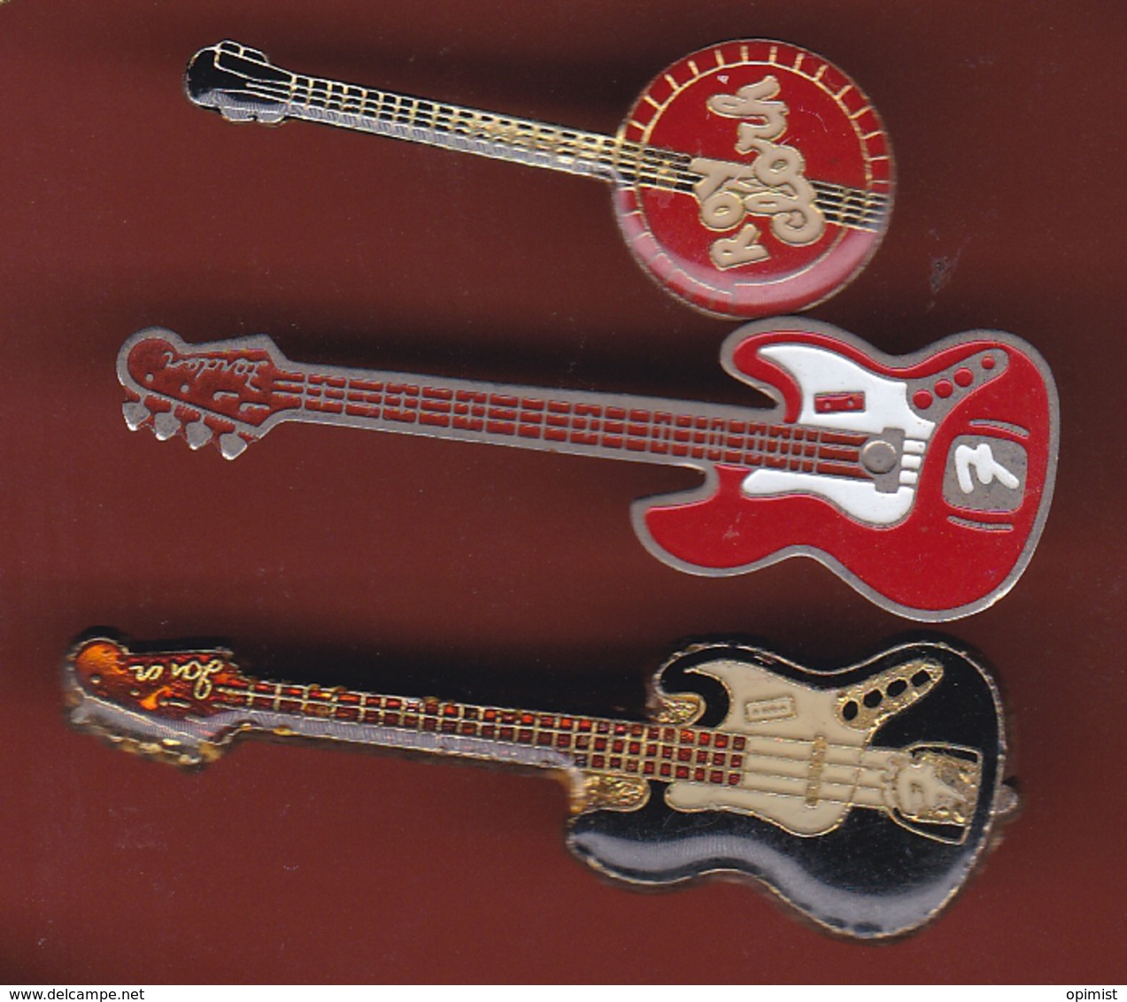 59565-lot De 3 Pin's.Guitares. - Musique