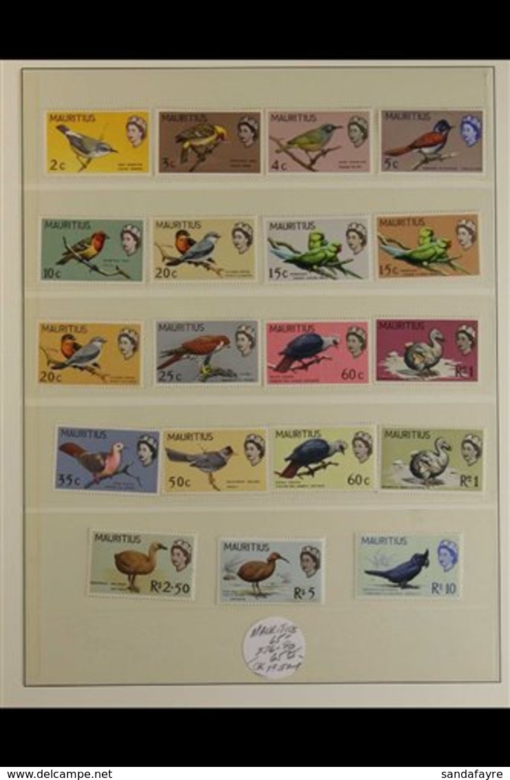 BIRDS BRITISH COMMONWEALTH - NEVER HINGED MINT COLLECTION OF COMPLETE SETS - Housed In Four, Matching Lindner Albums, We - Unclassified