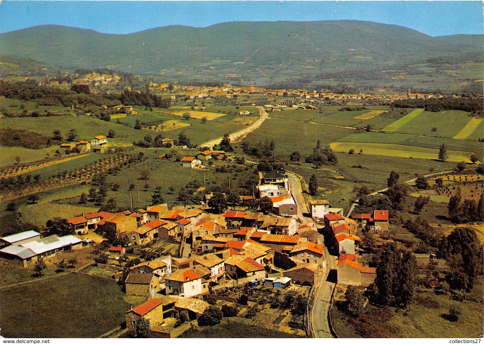 42-PELUSSIN- VUE GENERALE AU 1er PLAN LE HAMEAU DE LA CHAISE - Pelussin