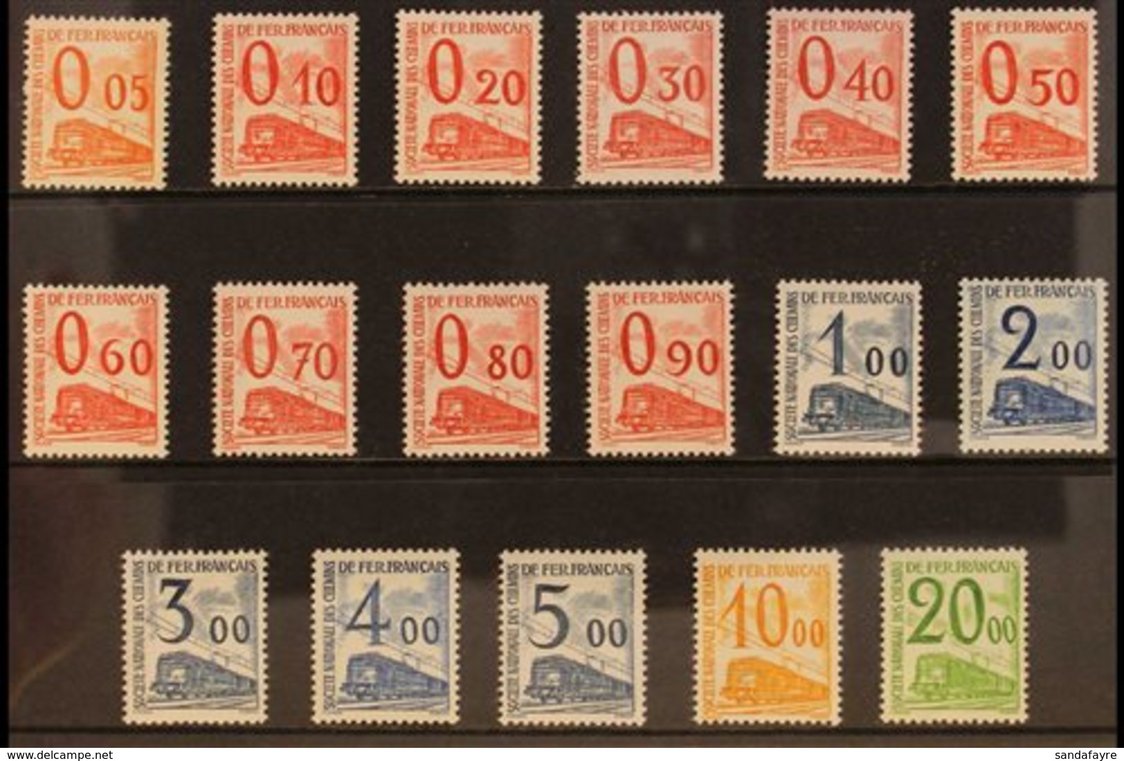 PARCEL POST (PETITS COLIS) 1960 Complete Set From 5c To 20fr, Yvert 31/47, Never Hinged Mint, Scarce As Mint. (17 Stamps - Sonstige & Ohne Zuordnung