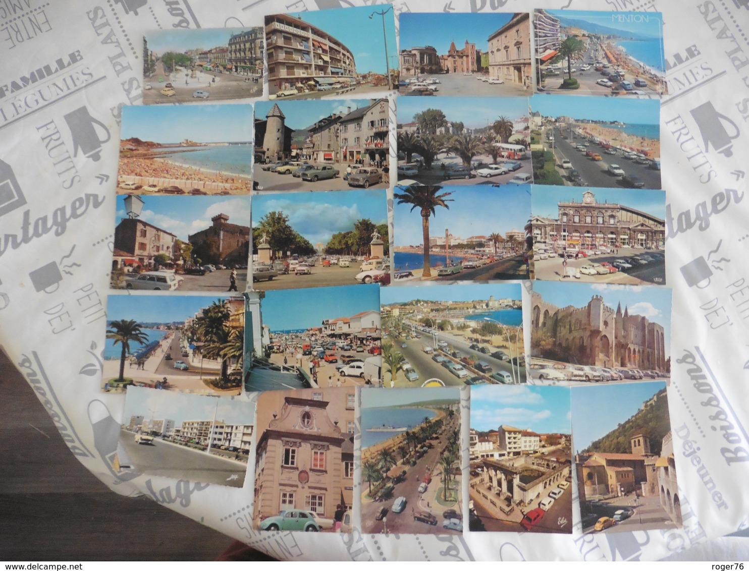 LOT DE    296   CARTES  POSTALES   VOITURES   DANS  LA  VILLE - 100 - 499 Cartes