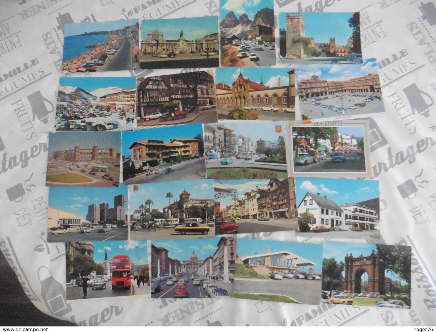 LOT DE    296   CARTES  POSTALES   VOITURES   DANS  LA  VILLE - 100 - 499 Cartes