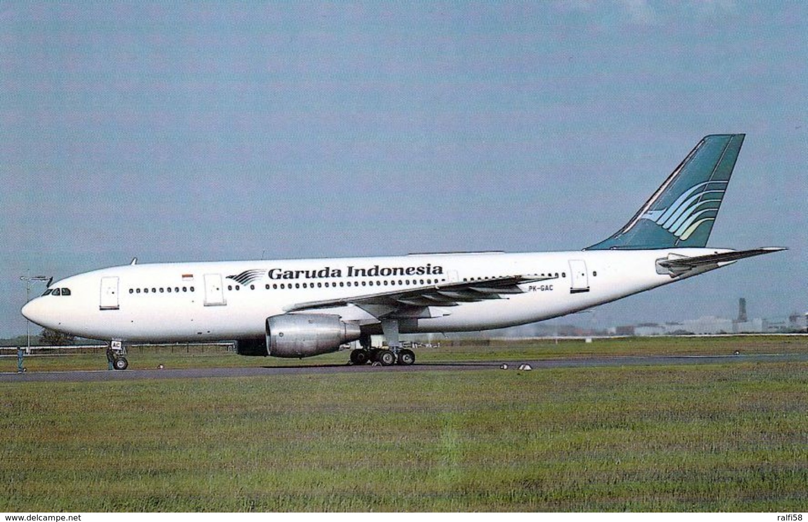 1 AK Airport Flugzeug * Airbus Industrie A.300B4-220 PK-GAC 164 Of Gardua Indonesia At Hamburg Finkenwerder * - Aerodromes