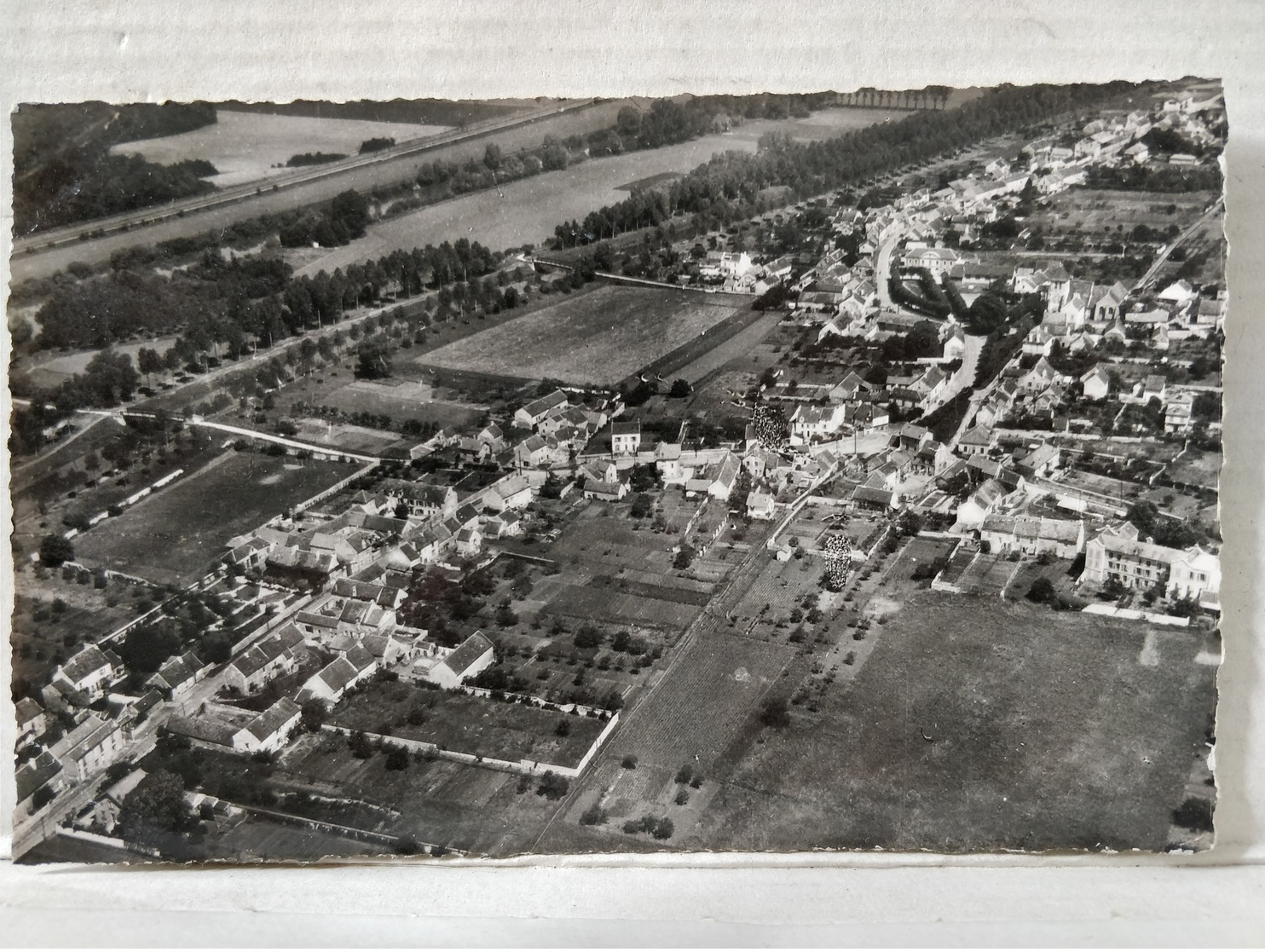 Mareuil Les Meaux. Vue Aèrienne - Autres & Non Classés