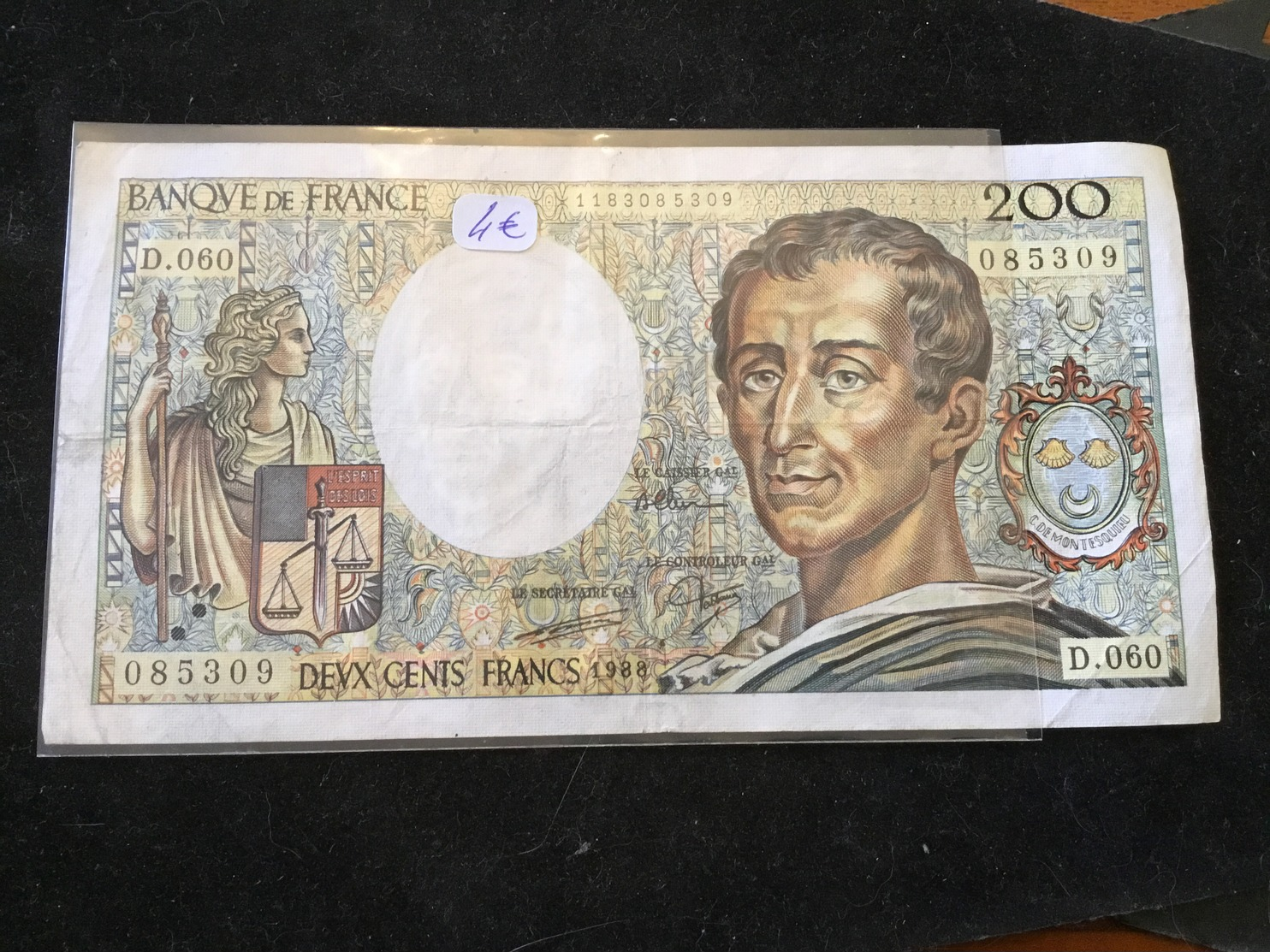 200 Francs 1988 D060 - 200 F 1981-1994 ''Montesquieu''