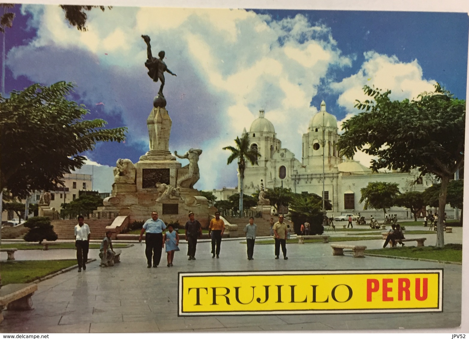 (776) Peru - Trujillo - Main Square Of Trujillo - Monument Of The Liberty - Cathedral - Pérou