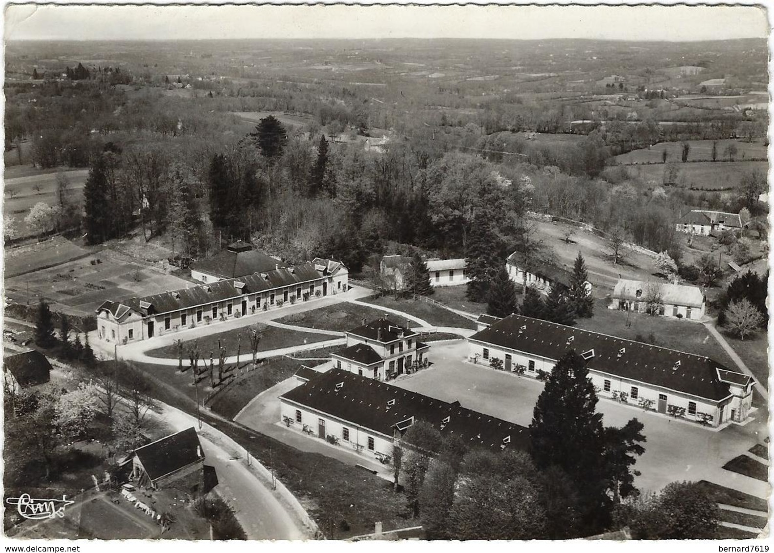 19  Pompadour Les Haras  Vue Aerienne - Other & Unclassified