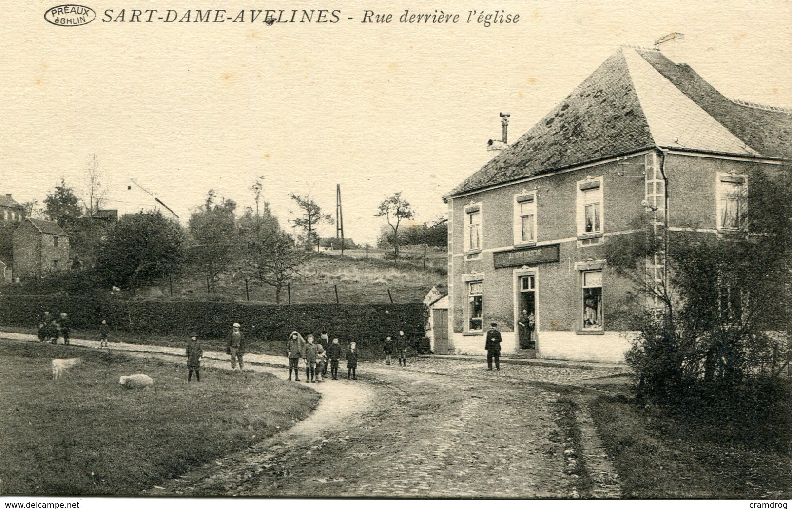 Sart-Dame-Avelines Rue Derrière L'église - Autres & Non Classés