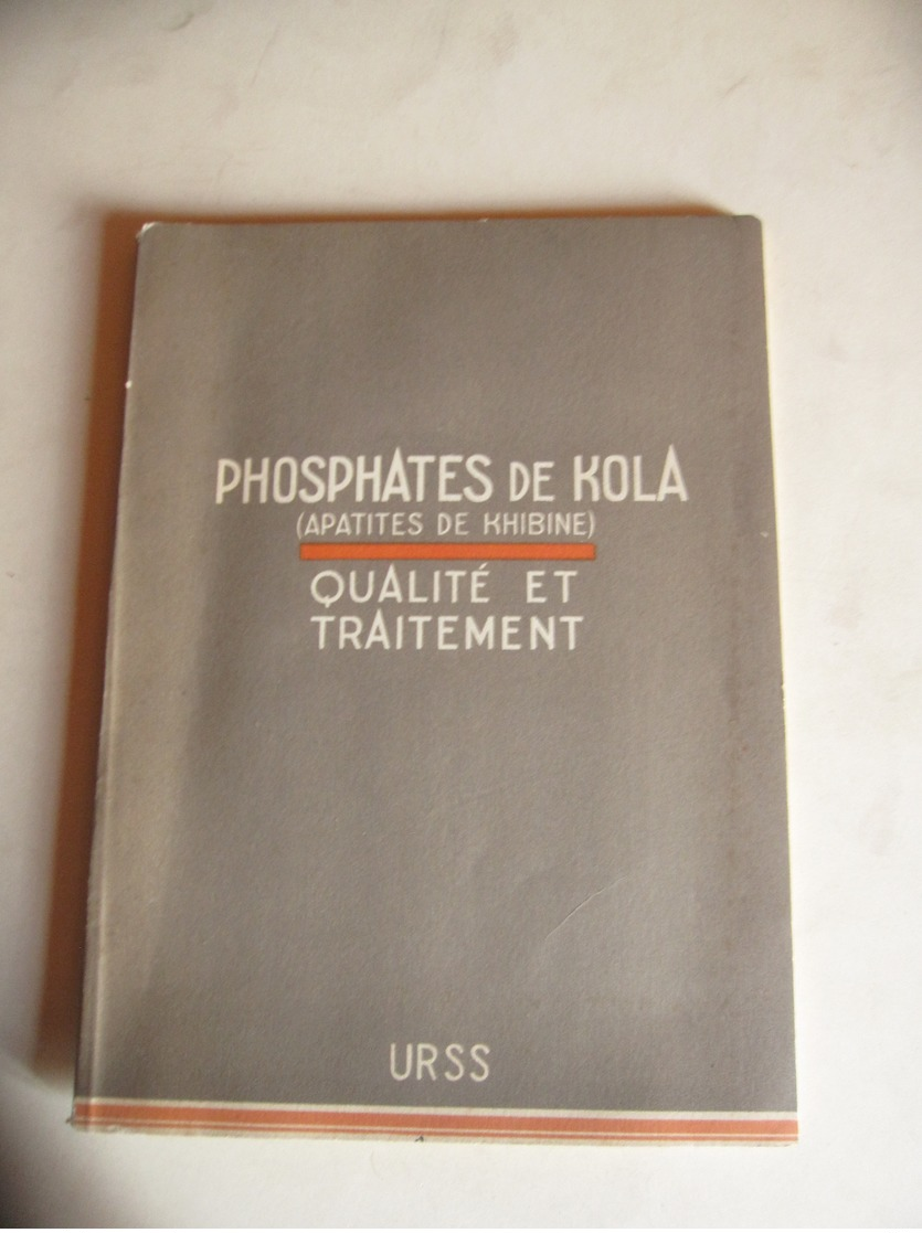 URSS RUSSIE KIBINE NEPHELINE KIROVSK MOURMANSK  2 REVUES MINES PHOSPHATE DU KOLA APATITE