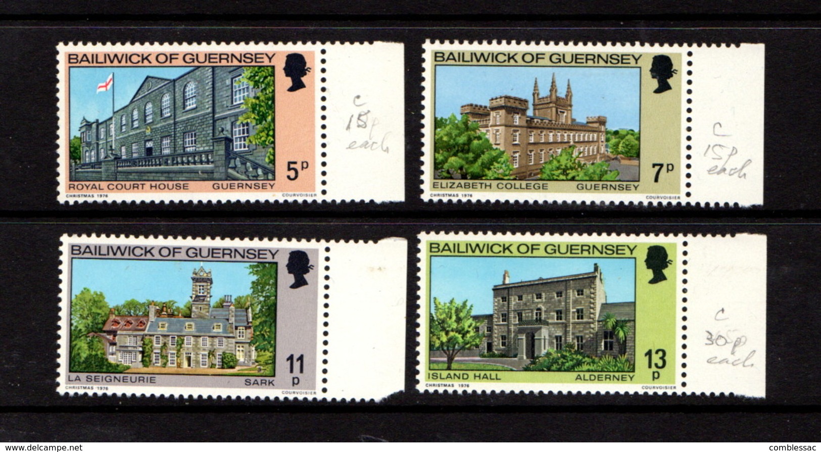 GUERNSEY    1976    Christmas  Buildings    Set  Of  4    MNH - Guernsey