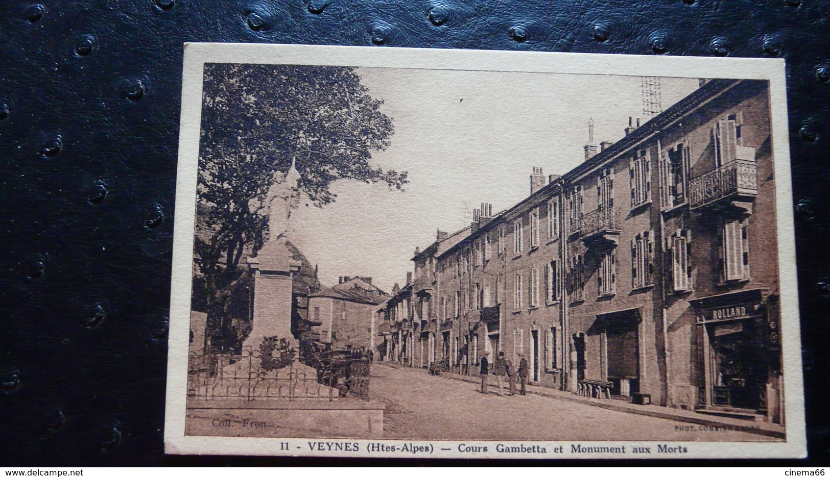 11 - VEYNES (Htes-Alpes) - Cours Gambetta Et Monument Aux Morts - Autres & Non Classés