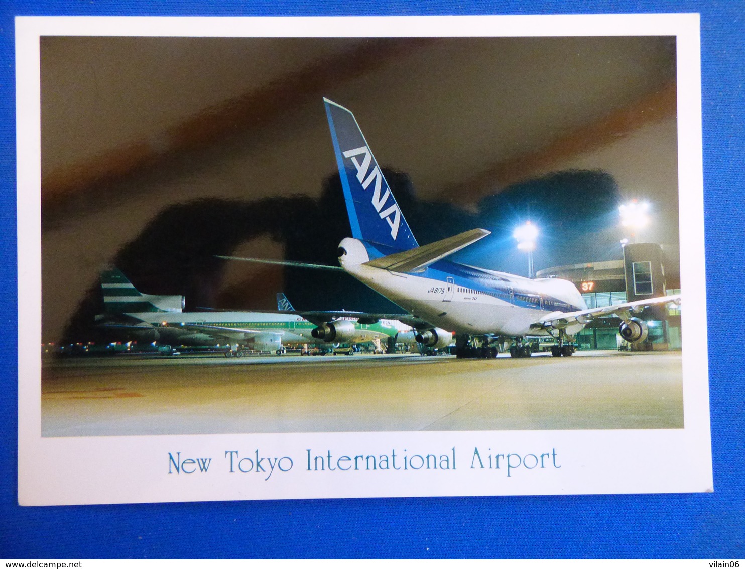 AEROPORT / AIRPORT / FLUGHAFEN     NEW TOKYO INTERNATIONAL AIRPORT   747 ANA / TRISTARD CATHAY - Aerodromi