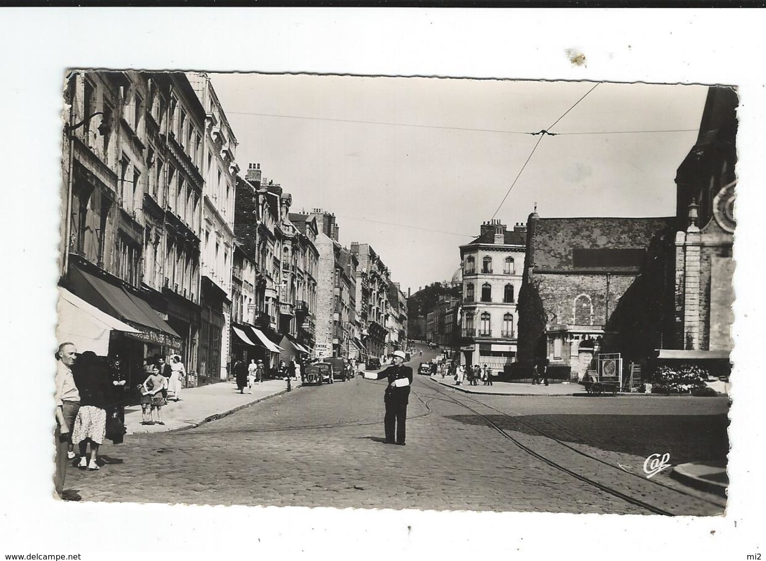 62 Boulogne Sur Mer La Grande Rue Policier Qui Règle La Circulation écrite 1953 TBE Format CPA Réal Photo - Boulogne Sur Mer