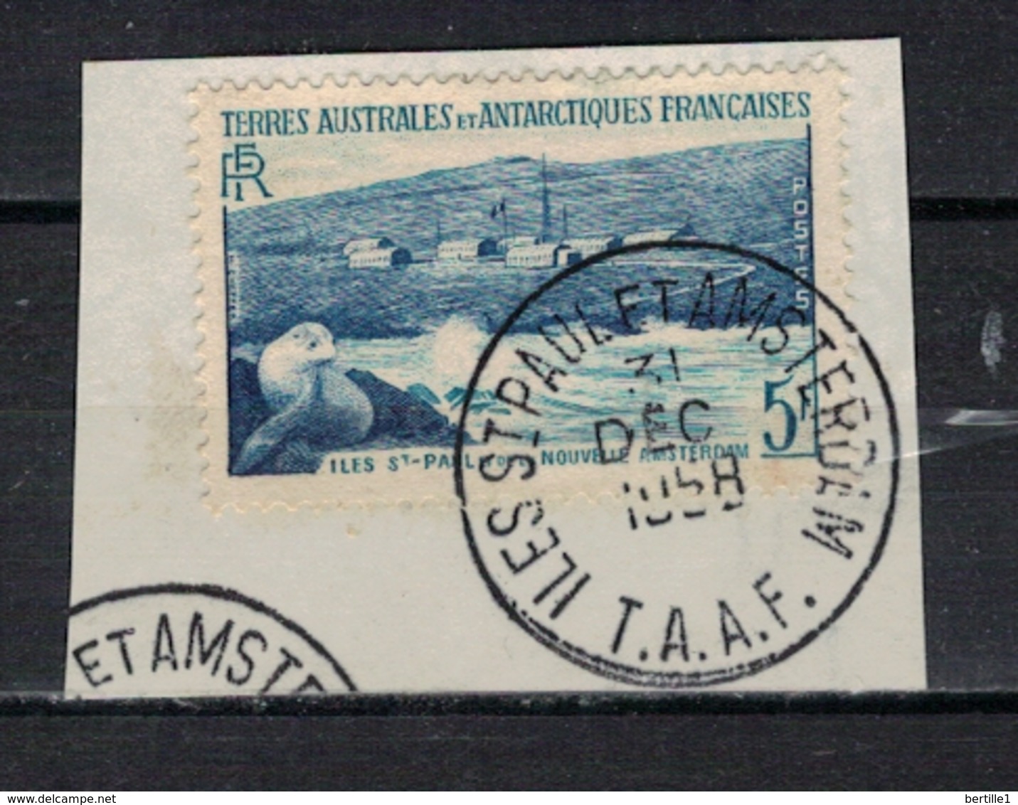 T A A F             N°     YVERT    4    OBLITERE       ( Ob  5/09 ) - Used Stamps