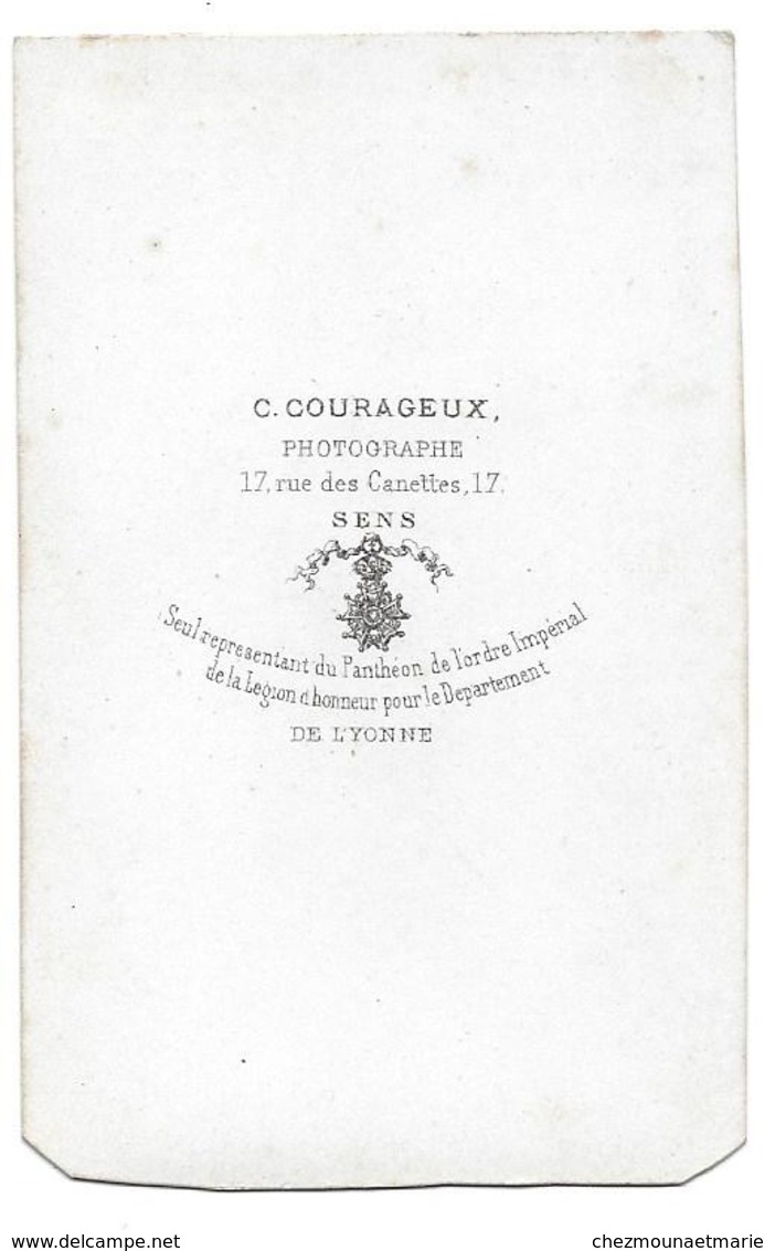 SOEUR NONNE RELIGIEUSE - CDV PHOTO COURAGEUX SENS YONNE - Anciennes (Av. 1900)