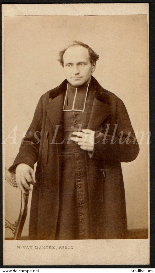 Photo Ancien / Carte De Visite / CDV / Priest / Prêtre / Priester / Photographer / H. Van Marcke / Bruges / Brugge - Ancianas (antes De 1900)