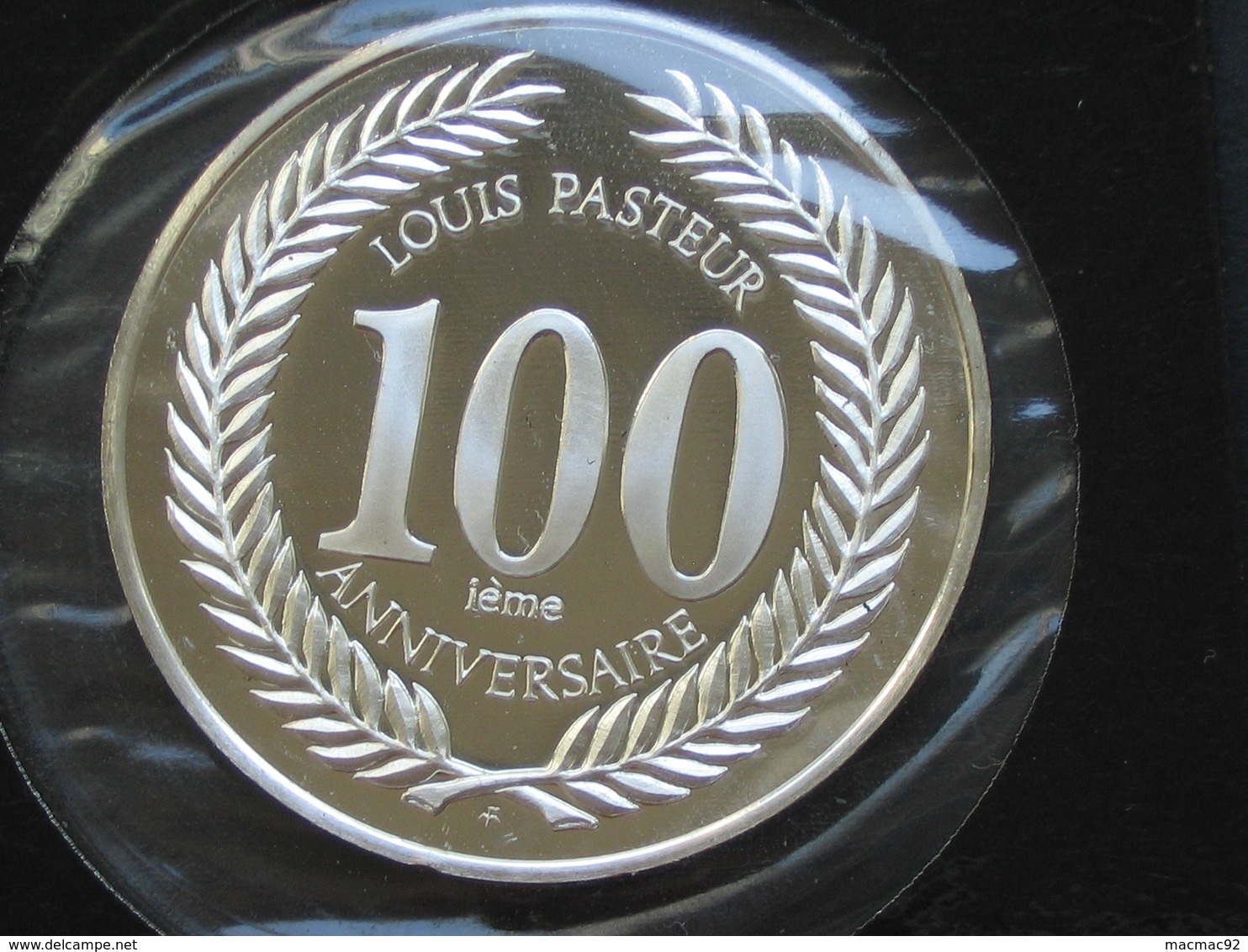 Médaille  100 Eme Anniversaire LOUIS PASTEUR 1822-1895  **** EN ACHAT IMMÉDIAT **** - Professionnels / De Société