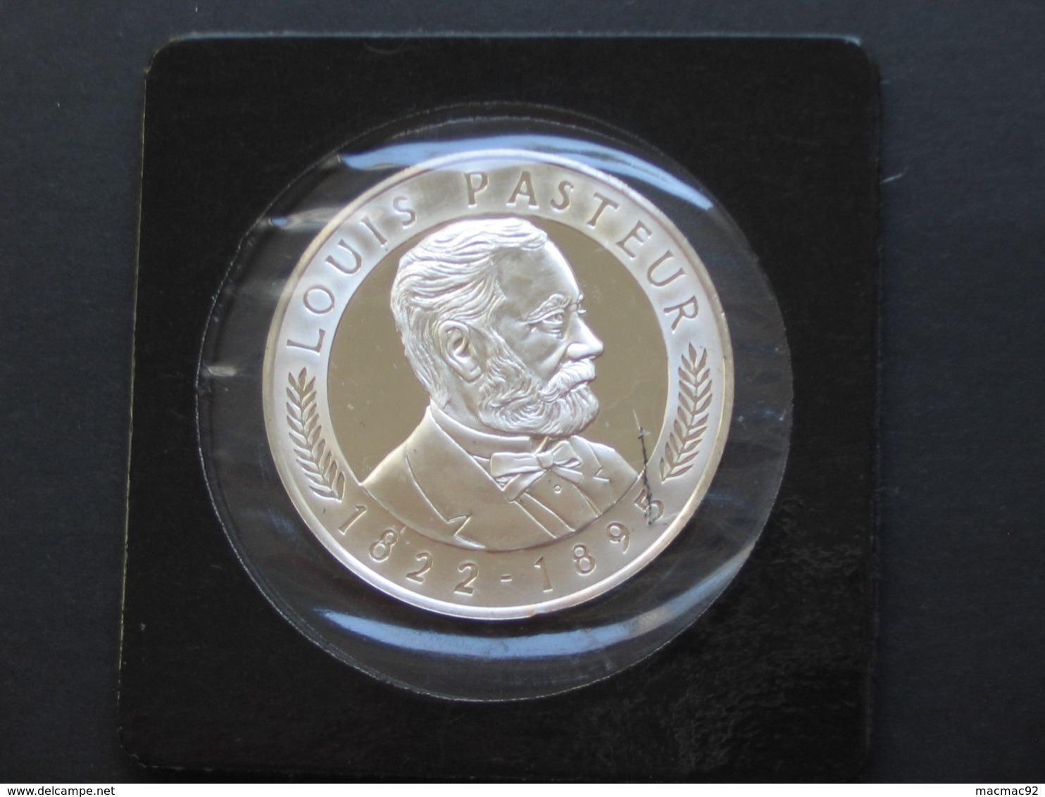 Médaille  100 Eme Anniversaire LOUIS PASTEUR 1822-1895  **** EN ACHAT IMMÉDIAT **** - Professionnels / De Société