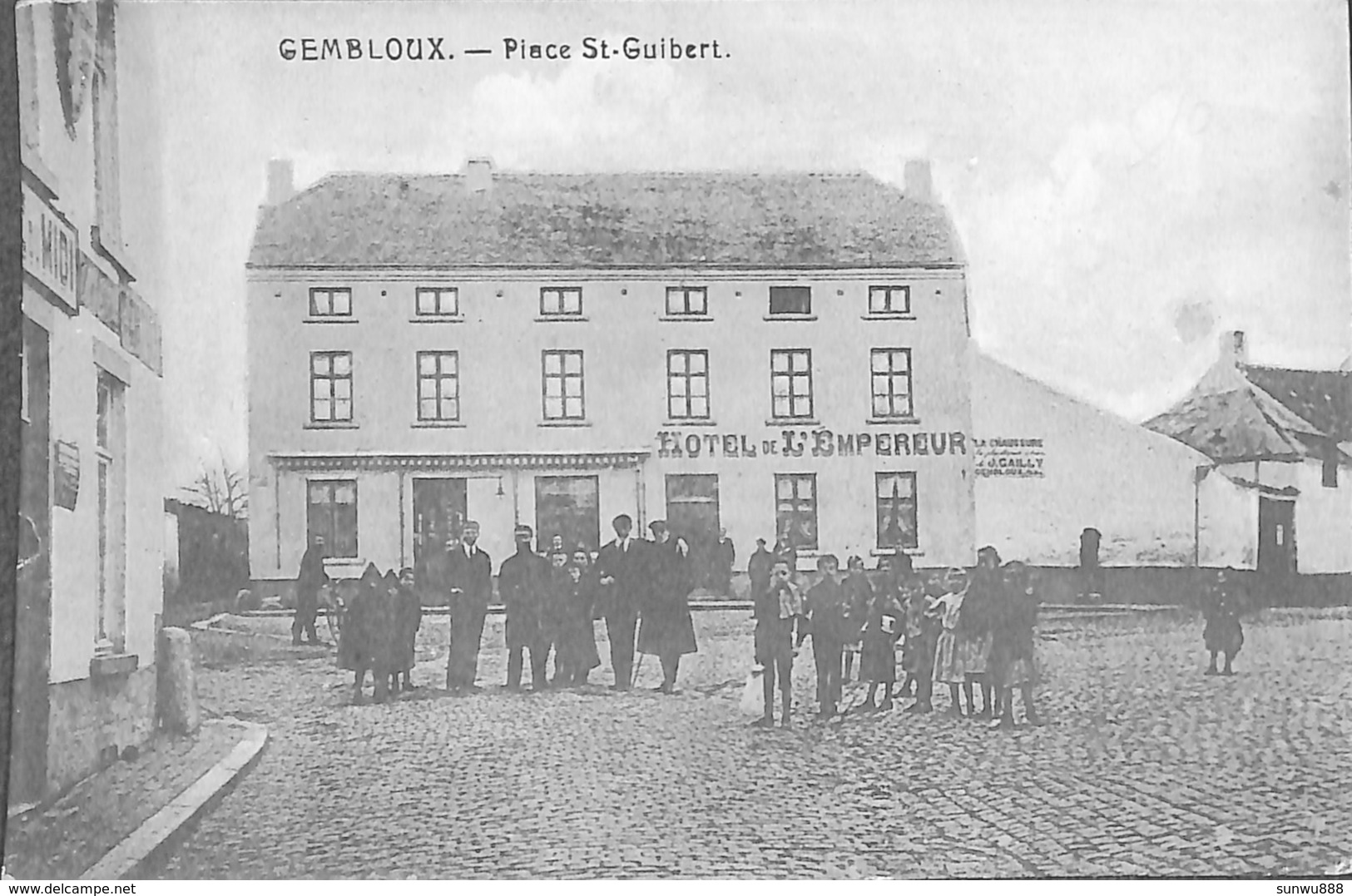 Gembloux - Place St Guibert (animée, PhoB, Hôtel De L'Empereur) - Gembloux