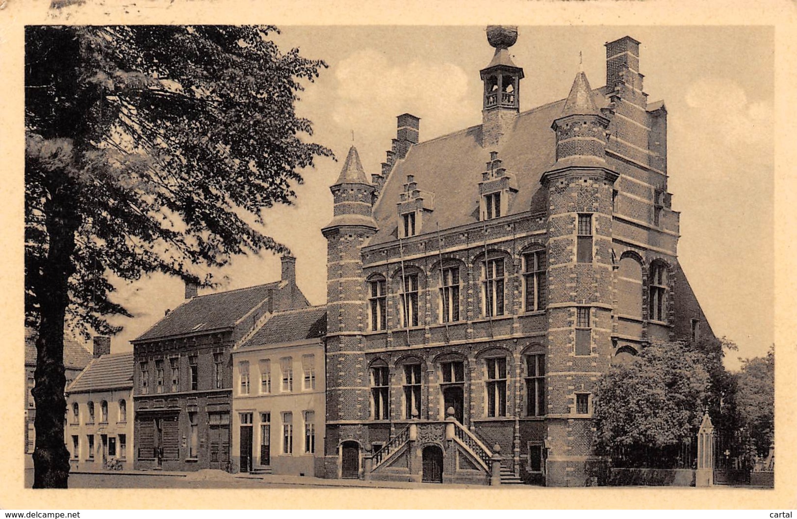 HOOGSTRATEN - Het Stadhuis - Hoogstraten