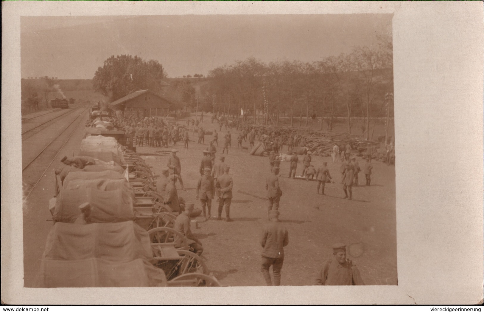 ! Alte Fotokarte Aus Vranje Serbia Photo, Soldaten, 1. Weltkrieg, Guerre 1914-18, Eisenbahn, Bahnhof, Serbien, Militaria - Serbien