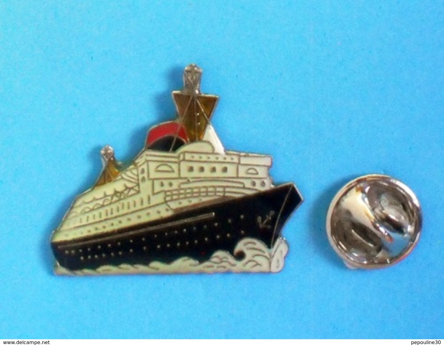 1 PIN'S //  ** BATEAU DE CROISIÈRE / L'ASTORIA ** - Bateaux