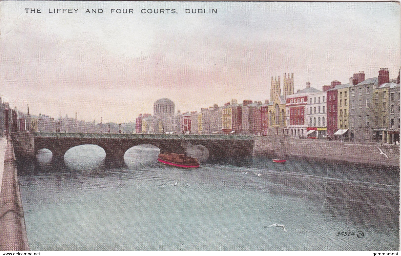 DUBLIN - THE LIFFEY AND FOUR  COURTS - Dublin