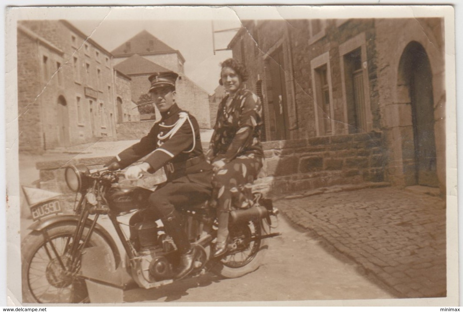 Photo Réelle - Militaire Sur Moto - Femme - Uniformes