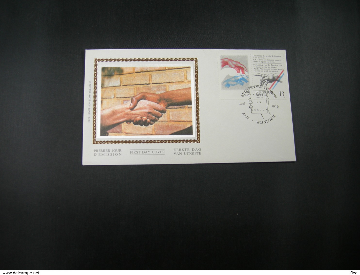 BELG.1989 2327 FDC (Wijnegem) Soie/zijde :  "Déclaration Des Droits De L’Homme /Verklaring Van De Rechten Van De Mens" - 1981-1990