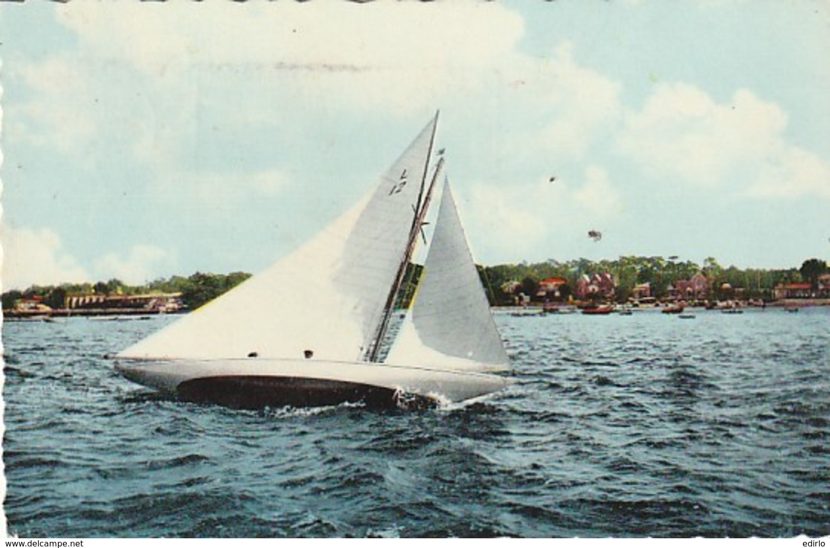 ***  33  ***   Bassin D'Arcachon Régates - TTBE Timbrée 1964 Flamme Arcachon - - Arcachon