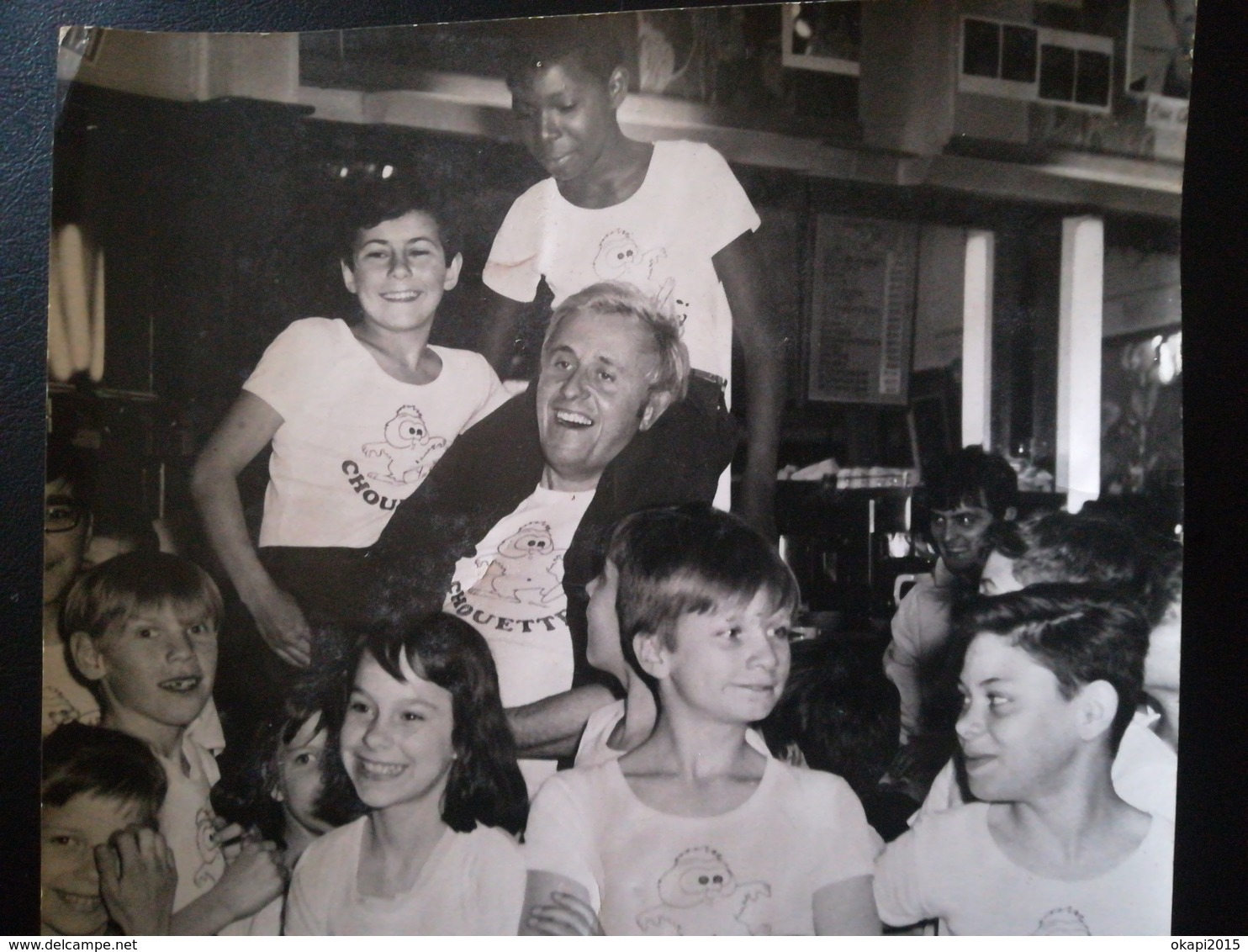 ACTEUR FRANÇAIS CHRISTIAN MARIN AVEC GROUPE ENFANTS "CHOUETTE" PARIS ? FRANCE + 117 AUTRES PHOTOS ITALIE  BELGIQUE - Personnes Identifiées