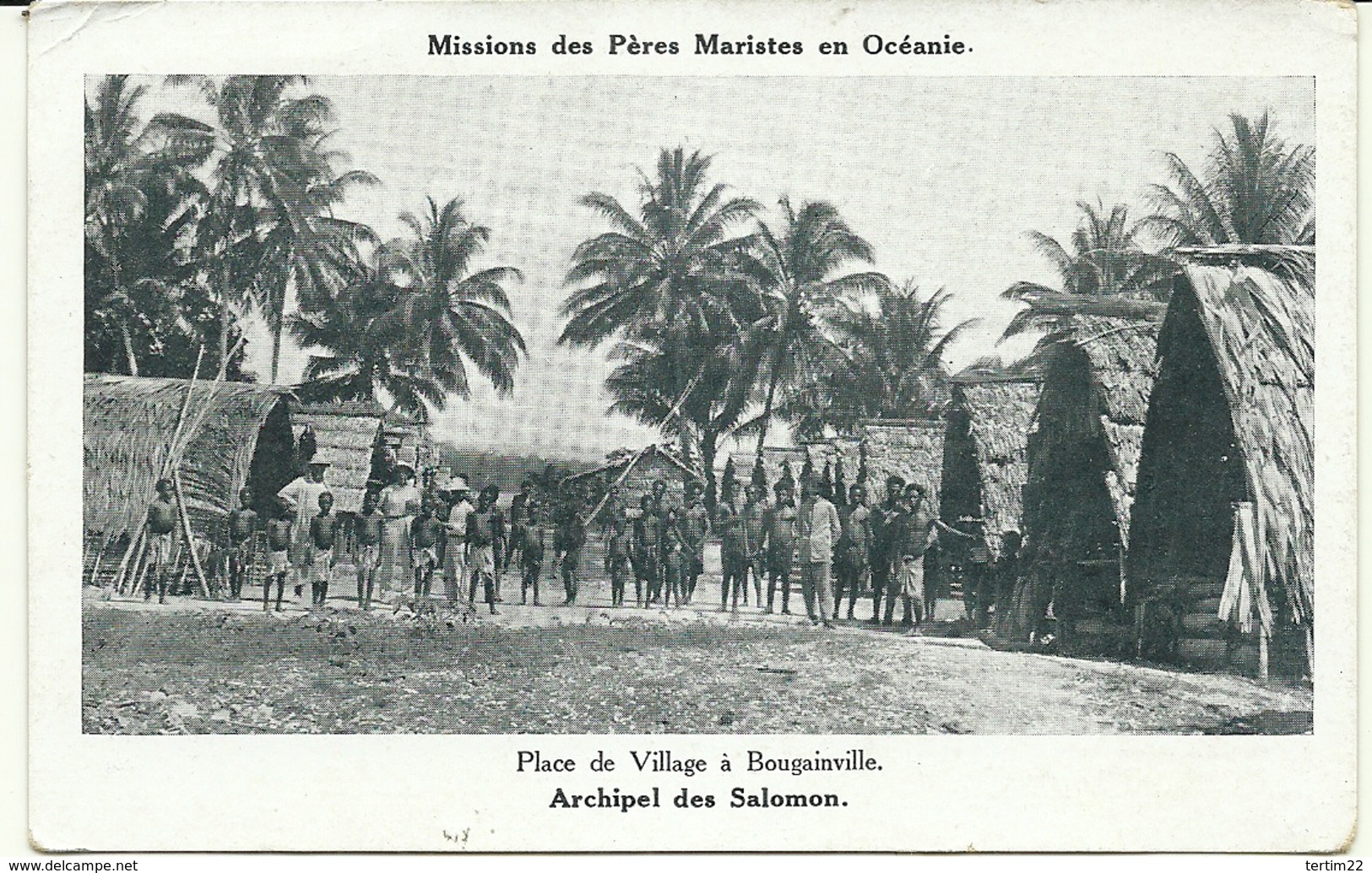 ( BOUGAINVILLE )( PAPOUASIE NOUVELLE GUINEE )( ARCHIPEL DES SALOMON ) PLACE DE VILLAGE - Papouasie-Nouvelle-Guinée