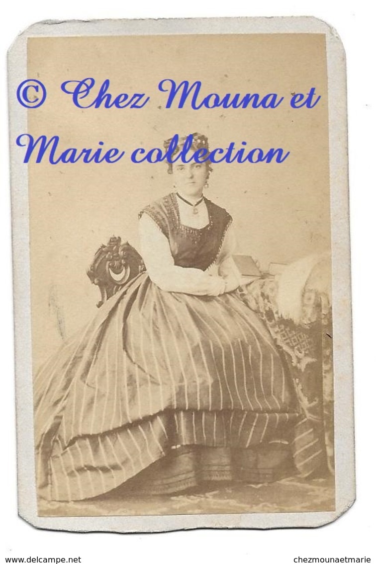 BARONNE ALICE ISBERGUE DE LAPORTE NEE DE DION FILLE DU MARQUIS - CDV PHOTO DELINTRAZ PARIS - Anciennes (Av. 1900)