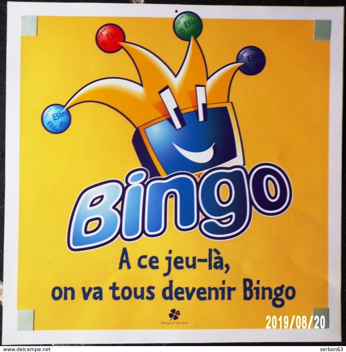 FDJ - F.D.J. FRANÇAISE DES JEUX PUBLICITÉ UN ÉLÉMENT PLV CARTONNE BEIGE BINGO POUR VITRINE MAGASIN 40x40cm SITE Serbon63 - Publicités