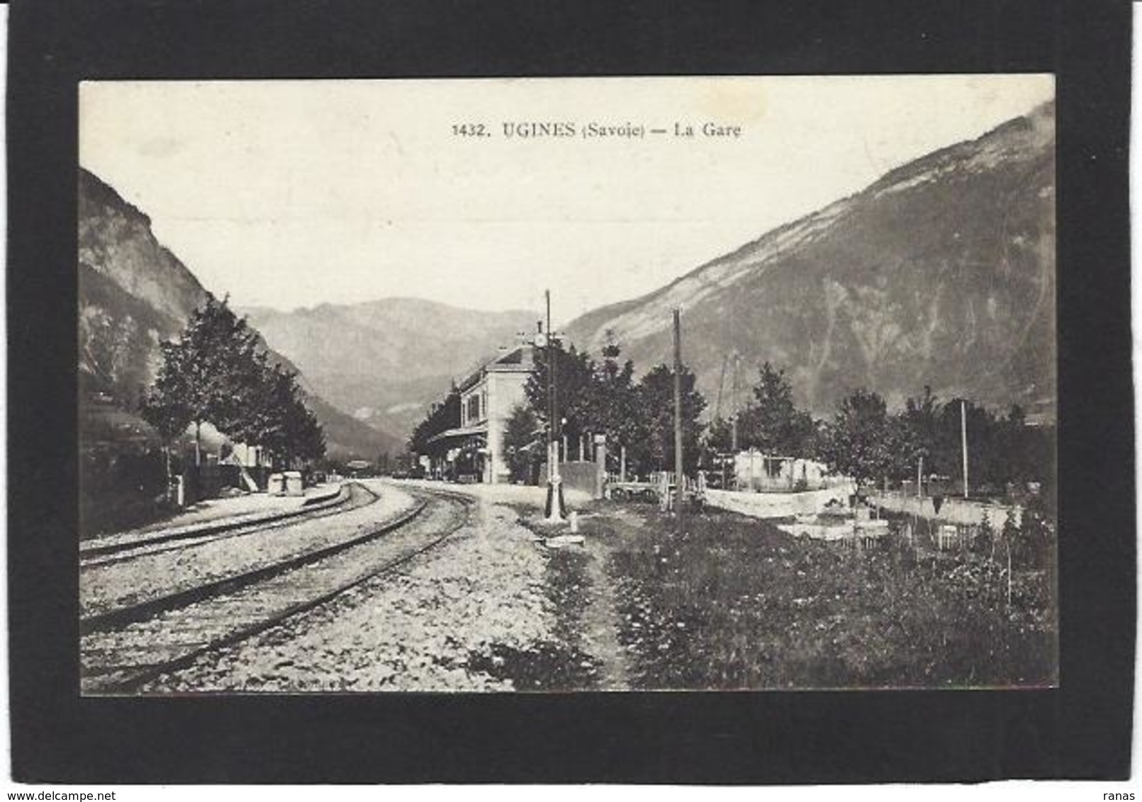 CPA Savoie 73 Ugines Gare Chemin De Fer Station Circulé - Ugine