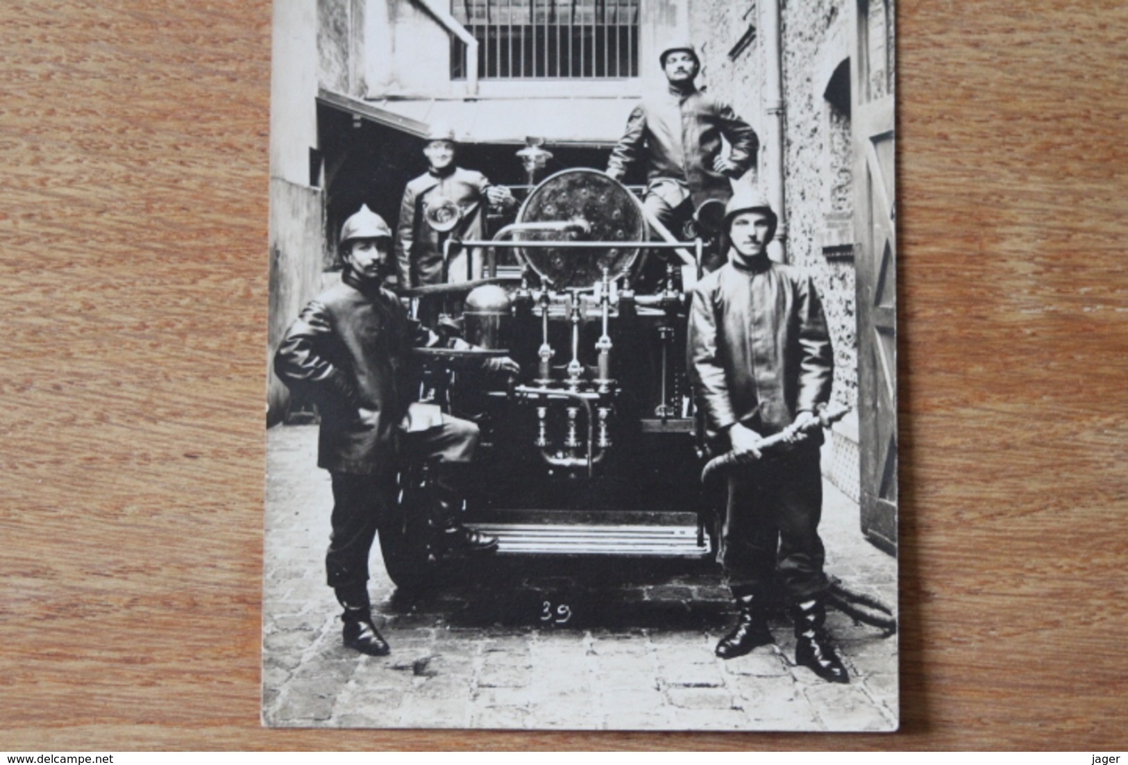 Carte Photo Sapeur Pompier  Presentation Du Camion Pompe Vers 1910 - Firemen