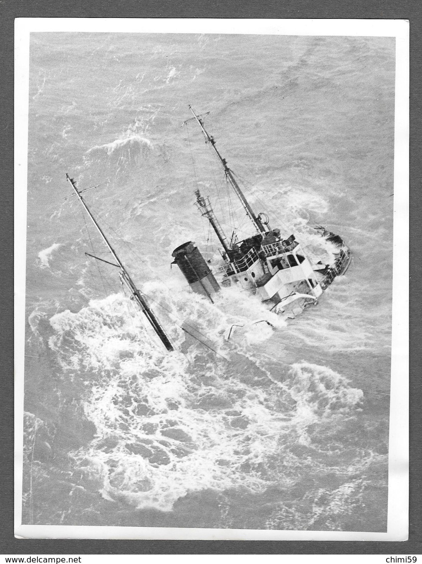 PHOTO PRESS - NAVIRE - Merchant Ship Sunk - MERCANTILE BRITISH RUMANIA ???? - Marchand - Barche